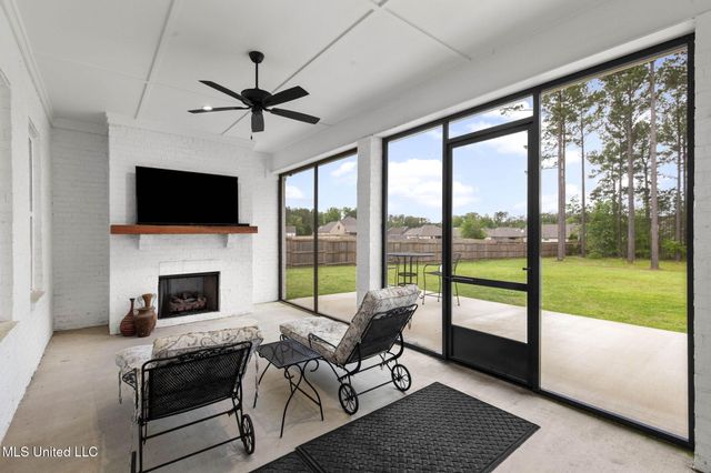 505 Castaway Circle, Brandon, MS 39047
