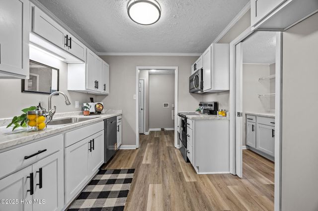 501 Oak Lane, Jacksonville, NC 28540