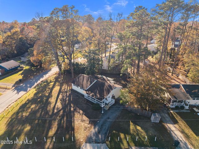 501 Oak Lane, Jacksonville, NC 28540