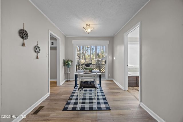 501 Oak Lane, Jacksonville, NC 28540