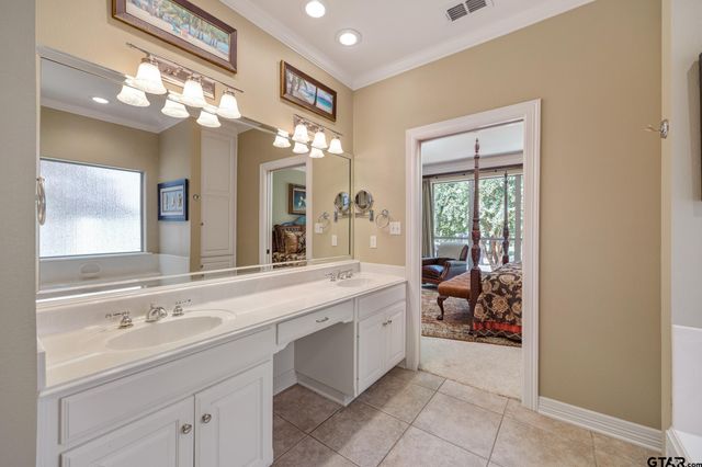 103 Park Ridge Lane, Bullard, TX 75757