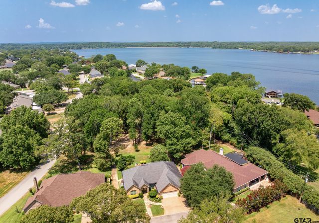 103 Park Ridge Lane, Bullard, TX 75757