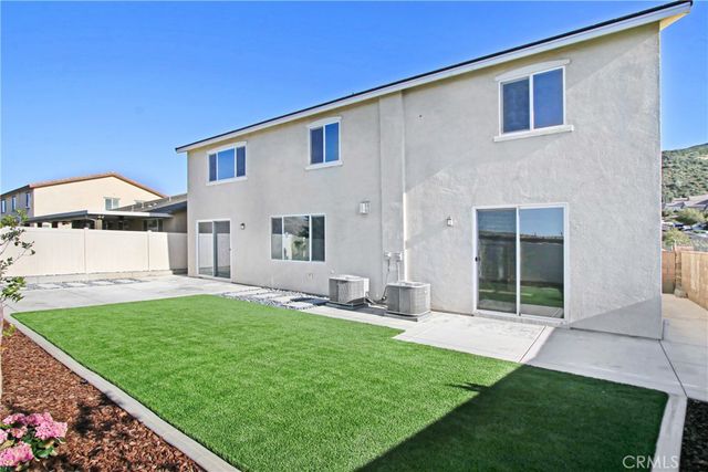 11270 Guava, Corona, CA 92883