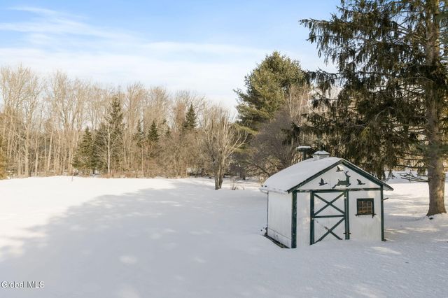 1090 Sacandaga Road, Schenectady, NY 12302