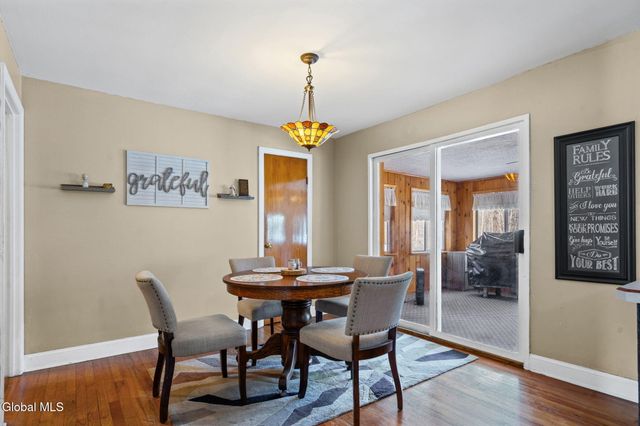 1090 Sacandaga Road, Schenectady, NY 12302