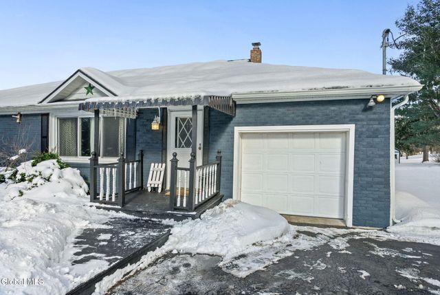 1090 Sacandaga Road, Schenectady, NY 12302