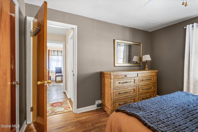 1090 Sacandaga Road, Schenectady, NY 12302