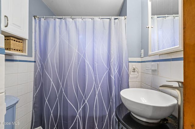 1090 Sacandaga Road, Schenectady, NY 12302