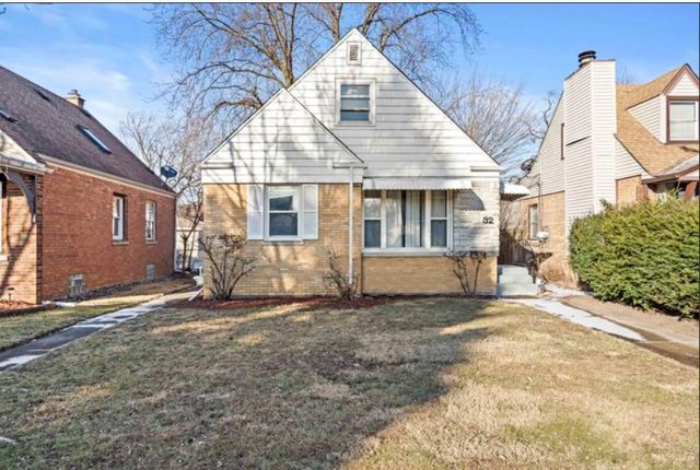32 166th Place, Calumet City, IL 60409