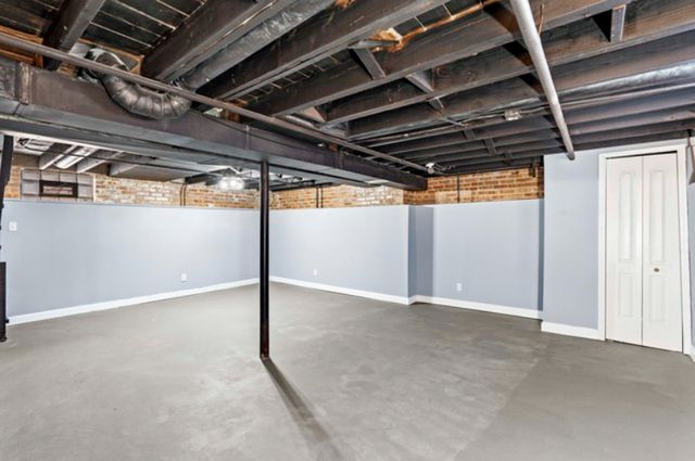 32 166th Place, Calumet City, IL 60409