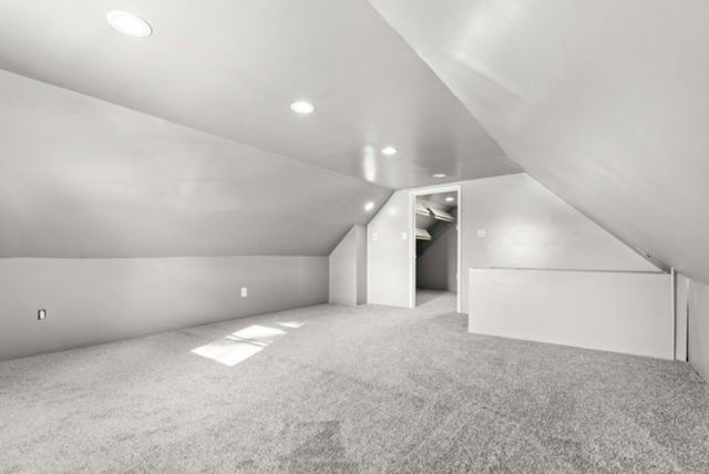 32 166th Place, Calumet City, IL 60409