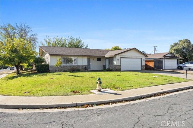 409 Borman Avenue, Bakersfield, CA 93308