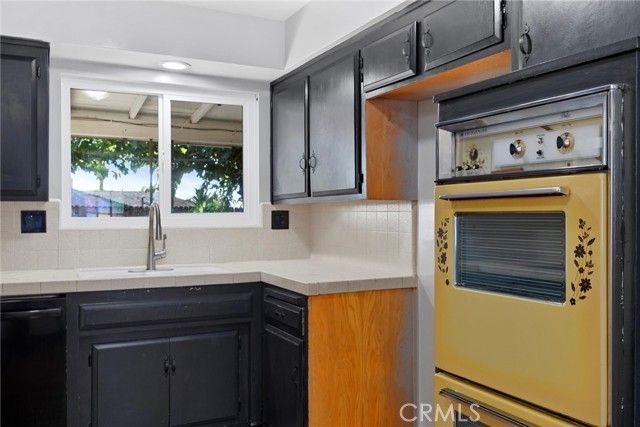 409 Borman Avenue, Bakersfield, CA 93308