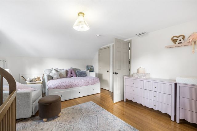 20 Powell St, Boston, MA 02132