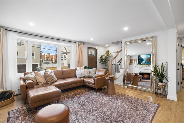 20 Powell St, Boston, MA 02132