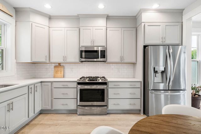 186 Bluffwood Avenue, Chapel Hill, NC 27516