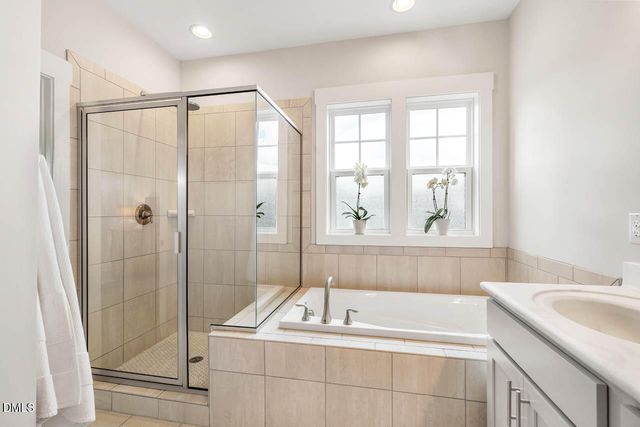 186 Bluffwood Avenue, Chapel Hill, NC 27516