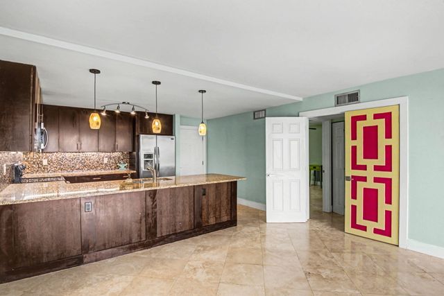 30 Moreno Point Road 306B, Destin, FL 32541