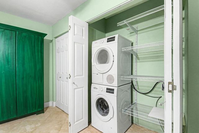 30 Moreno Point Road 306B, Destin, FL 32541