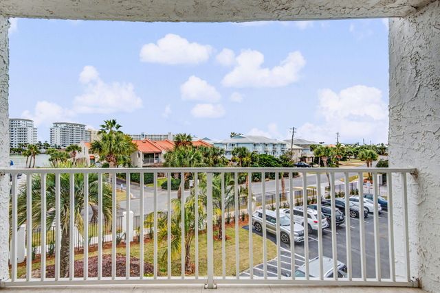 30 Moreno Point Road 306B, Destin, FL 32541
