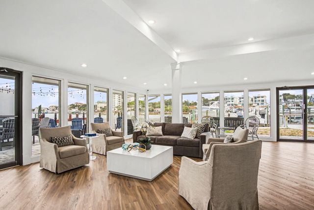 30 Moreno Point Road 306B, Destin, FL 32541