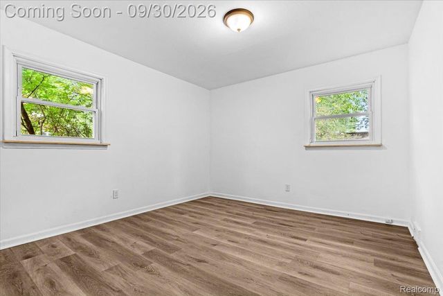 28618 Spring Arbor Drive, Southfield, MI 48076