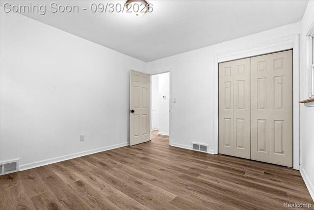 28618 Spring Arbor Drive, Southfield, MI 48076