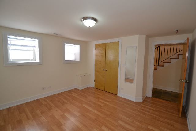 2835 N Damen Avenue 1F, Chicago, IL 60618