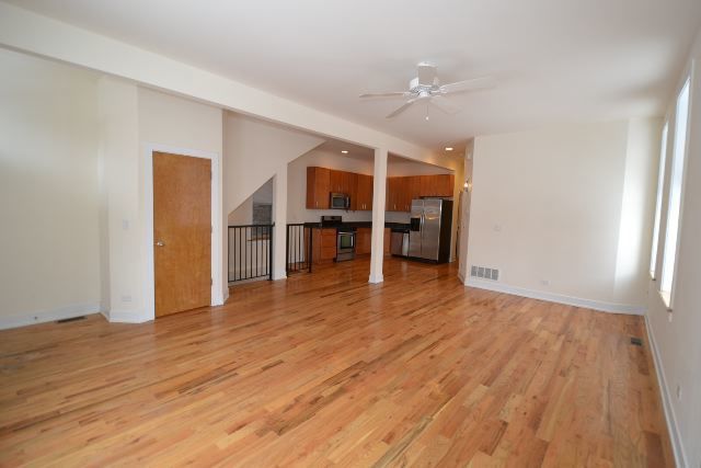 2835 N Damen Avenue 1F, Chicago, IL 60618