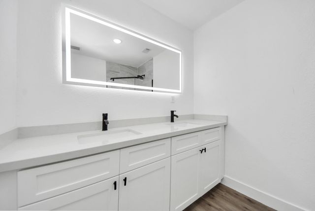 1203 W 6th Street, Freeport, TX 77541