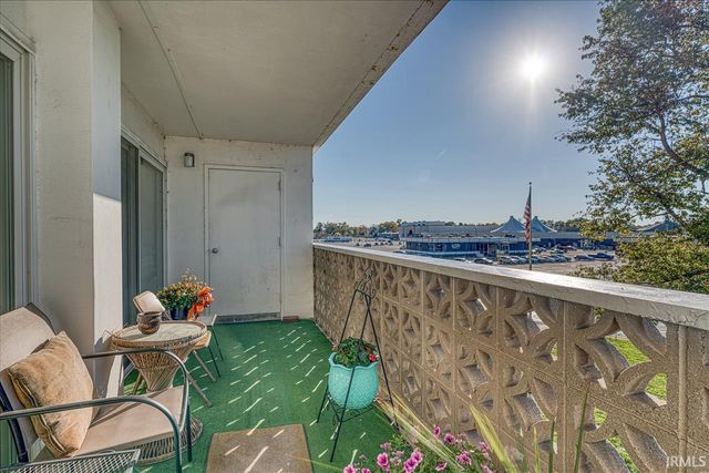 1100 Erie Ave Unit 301, Evansville, IN 47715