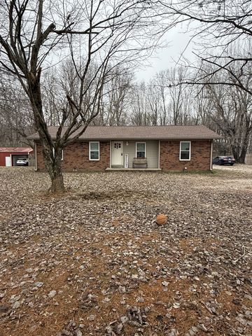 132 Wind Curve Cir, Lafayette, TN 37083