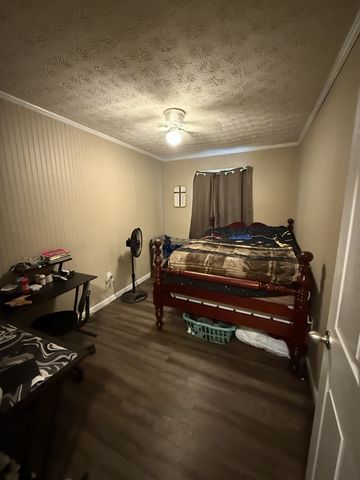 132 Wind Curve Cir, Lafayette, TN 37083