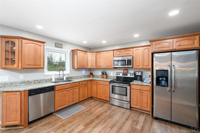 41 Diddell Road, Wappingers Falls, NY 12590