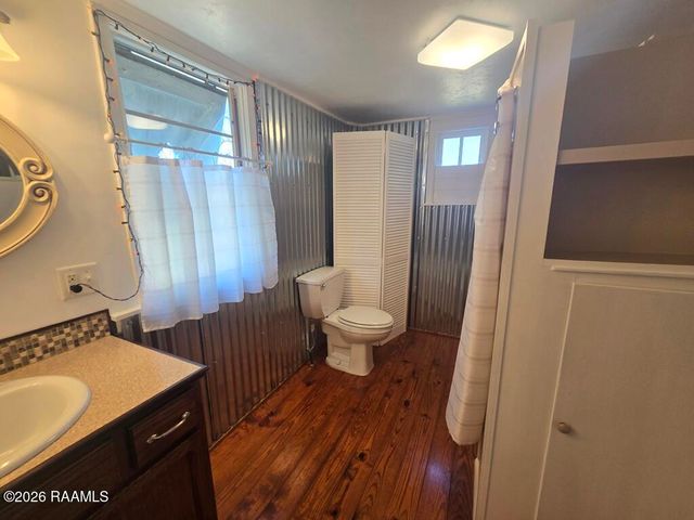 1467b Henderson Highway, Breaux Bridge, LA 70517