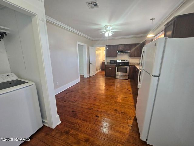 1467b Henderson Highway, Breaux Bridge, LA 70517