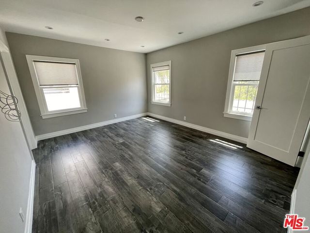842 S Wooster Street, Los Angeles, CA 90035
