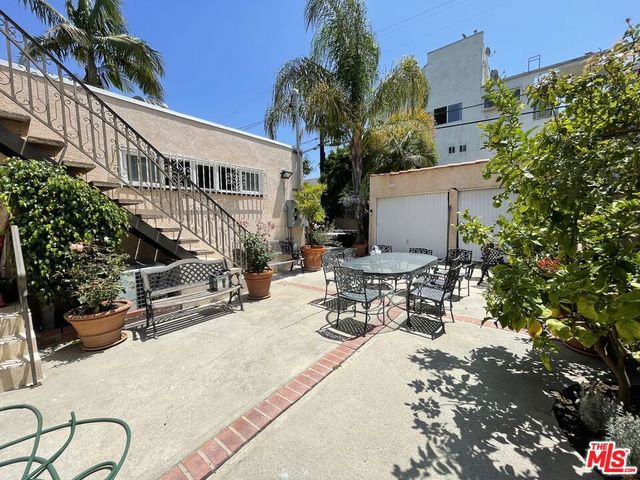 842 S Wooster Street, Los Angeles, CA 90035