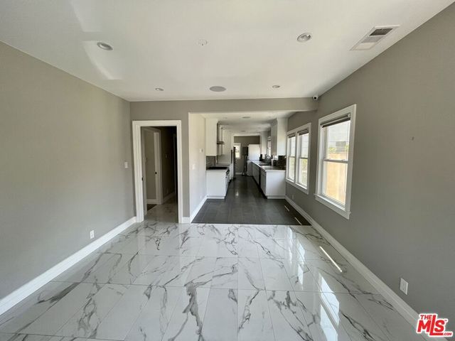 842 S Wooster Street, Los Angeles, CA 90035