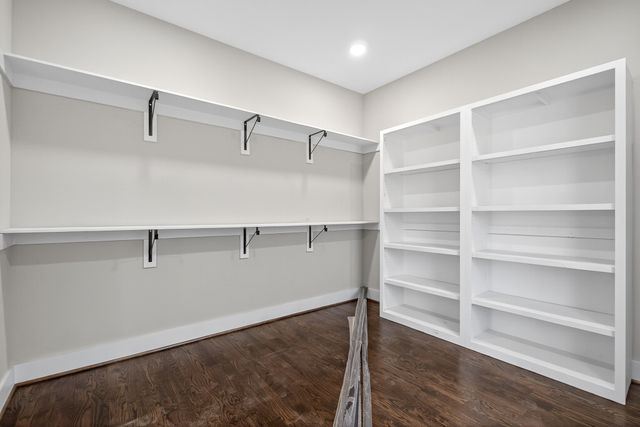 2 Browder Pt, Monterey, TN 38574