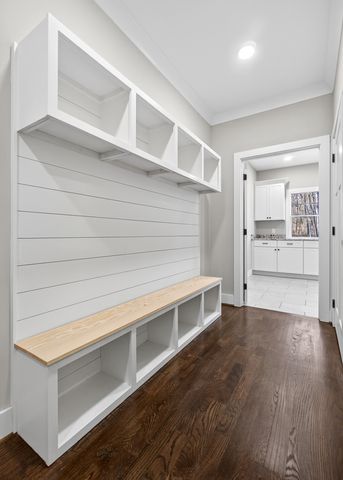 2 Browder Pt, Monterey, TN 38574