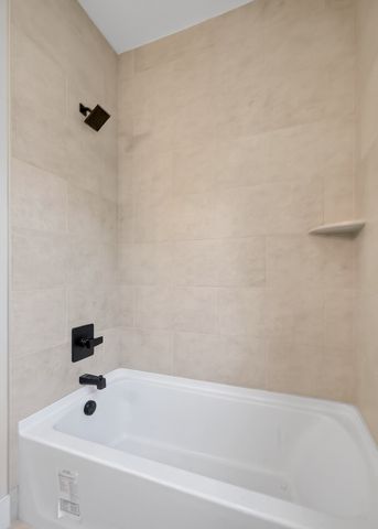 2 Browder Pt, Monterey, TN 38574