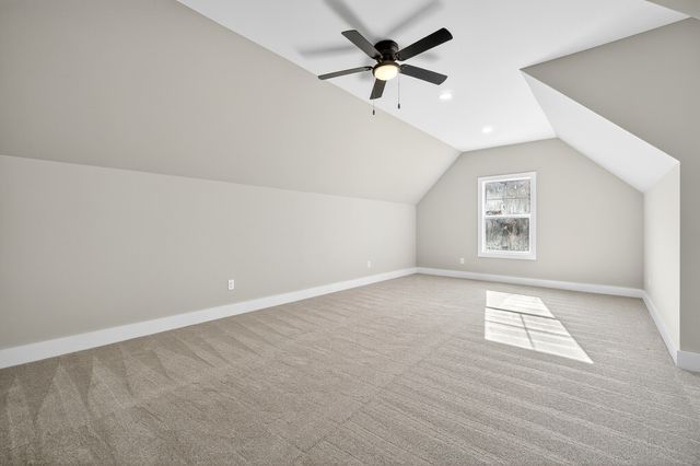 2 Browder Pt, Monterey, TN 38574