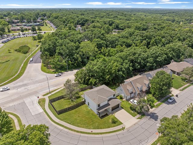 3201 CRESTWOOD LN, Columbia, MO 65203