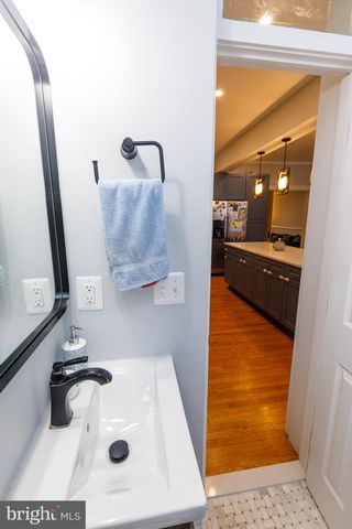 1113 CLIFTON ST NW, Washington, DC 20009