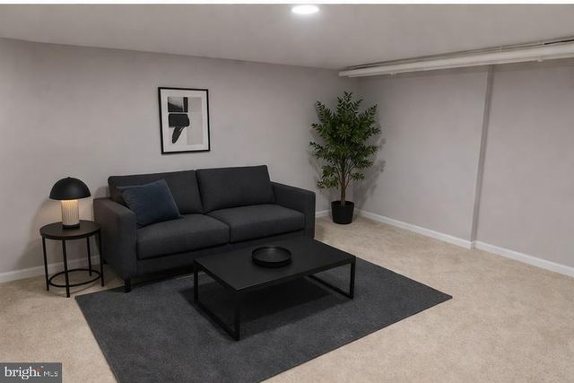 1113 CLIFTON ST NW, Washington, DC 20009