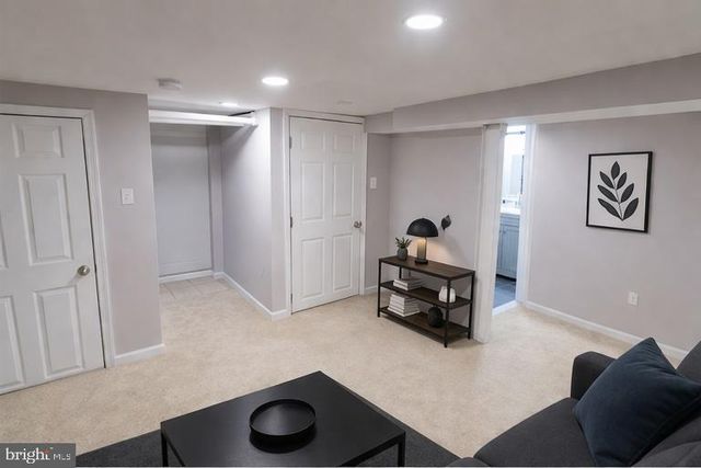 1113 CLIFTON ST NW, Washington, DC 20009