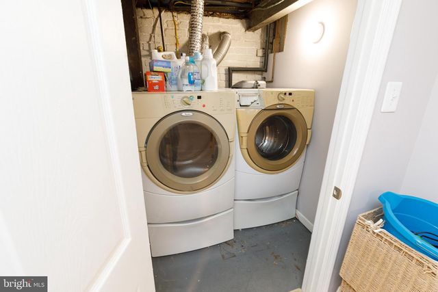 1113 CLIFTON ST NW, Washington, DC 20009