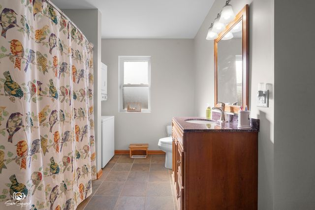 1064 N 129th Infantry Drive, Joliet, IL 60435