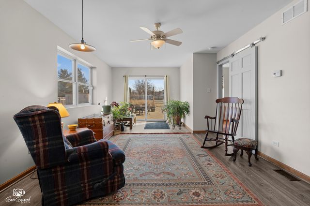 1064 N 129th Infantry Drive, Joliet, IL 60435